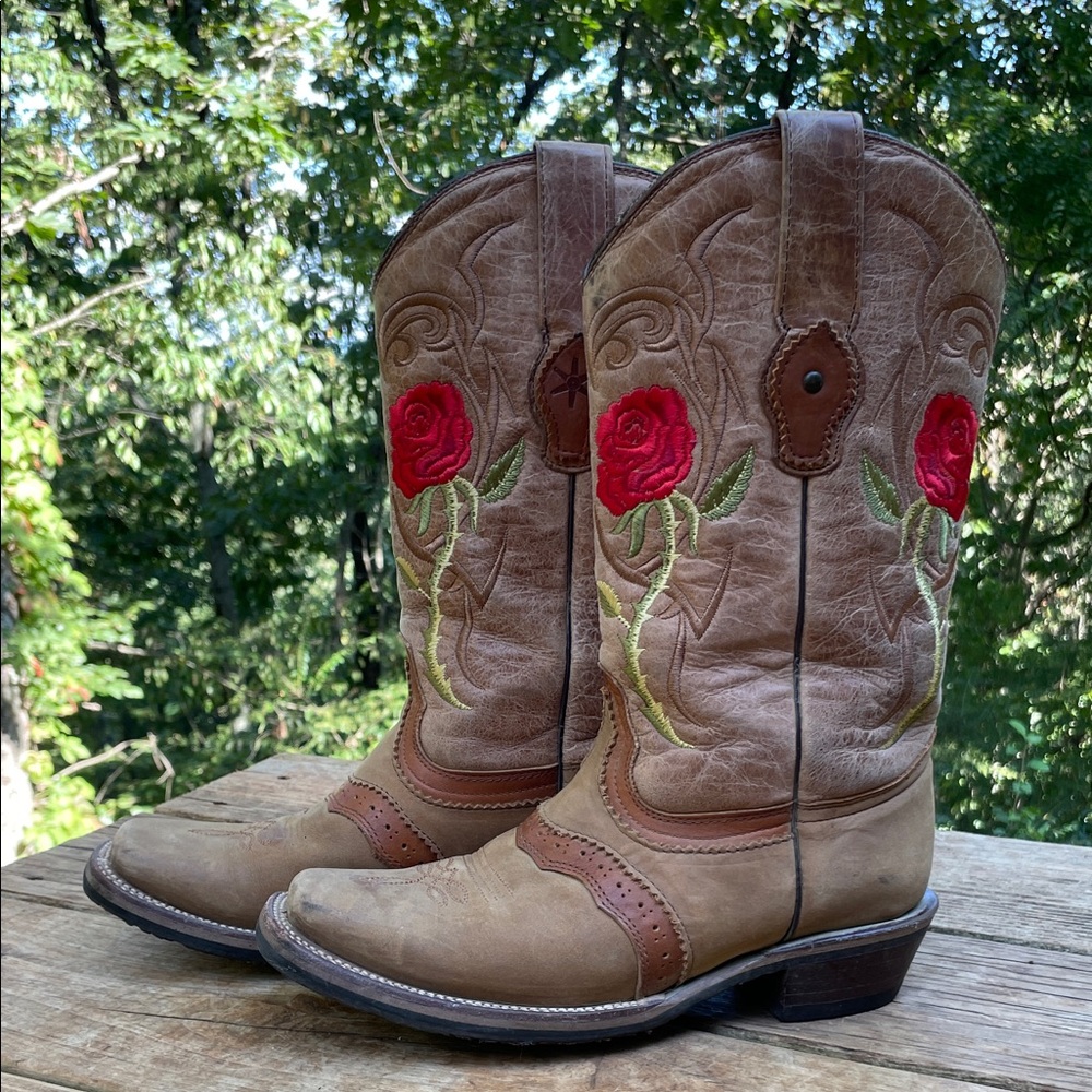 TOMBSTONE ARENA QUEEN WESTERN BOOTS Sz 8